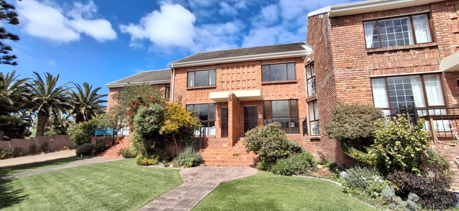 3 Bedroom Property for Sale in Fish Hoek Western Cape